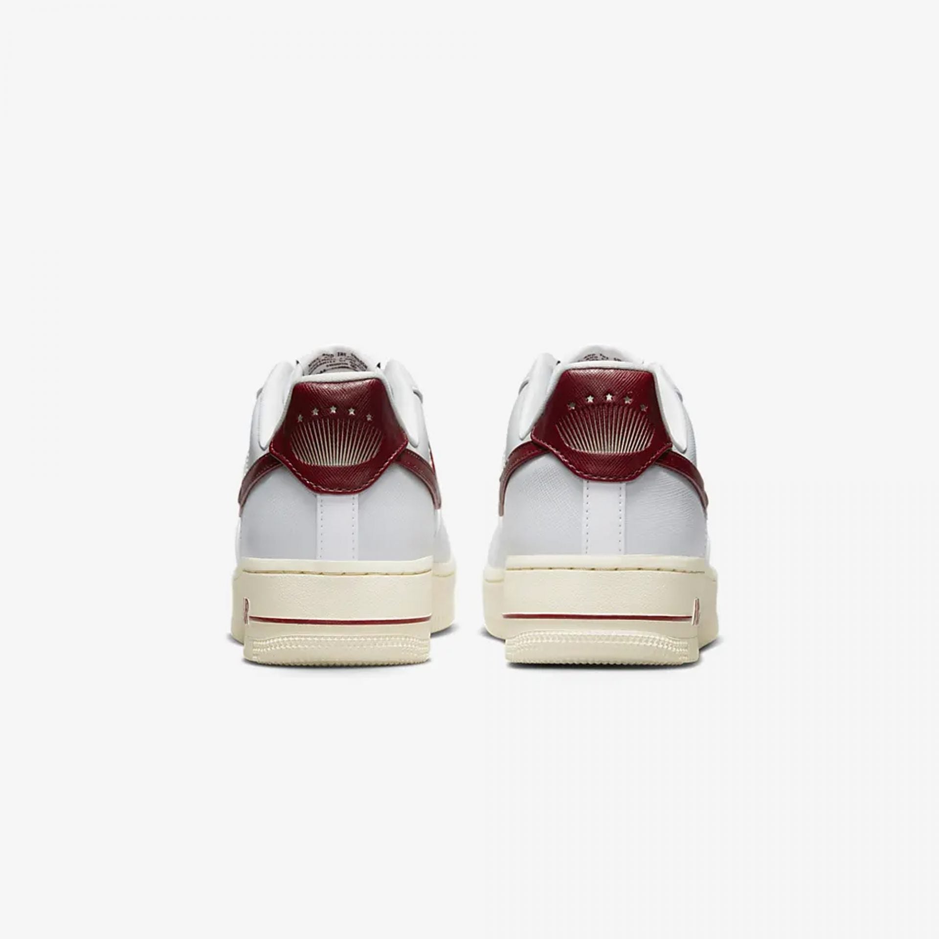 Nike | AIR FORCE 1 '07 SE { PHOTON DUST/TEAM RED