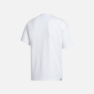 Adidas Originals | PRIDE FLAG FILL TEE