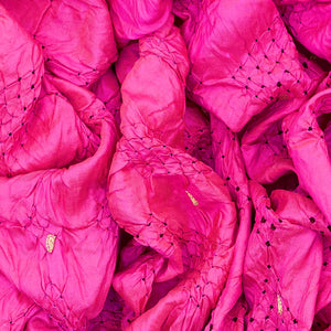 Hot Pink Handwoven Bandhani Silk Saree With Paithani Pallu-Hot Pink