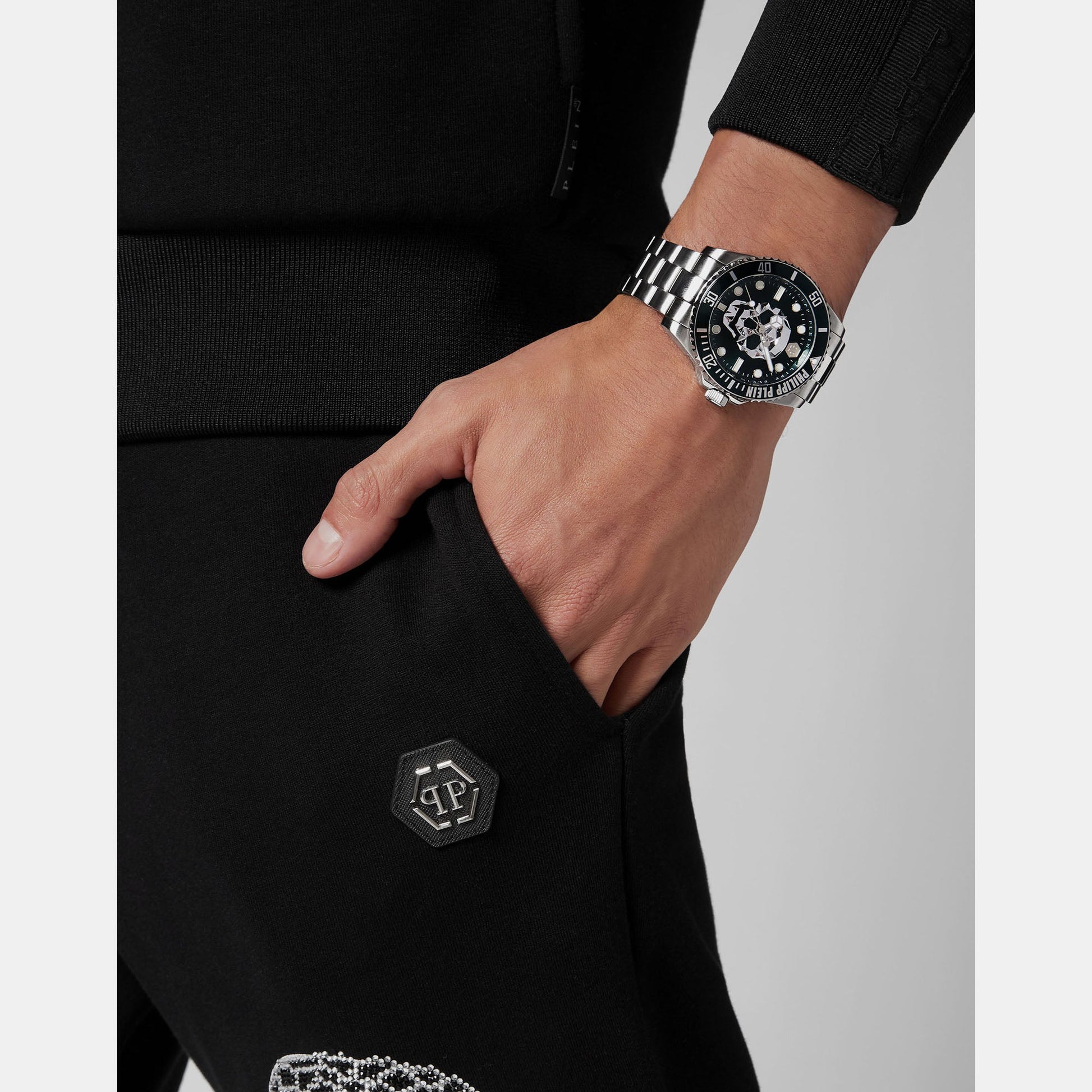 $kull Men Quartz Green Dial Analog Stainless Steel Watch PWOAA0622