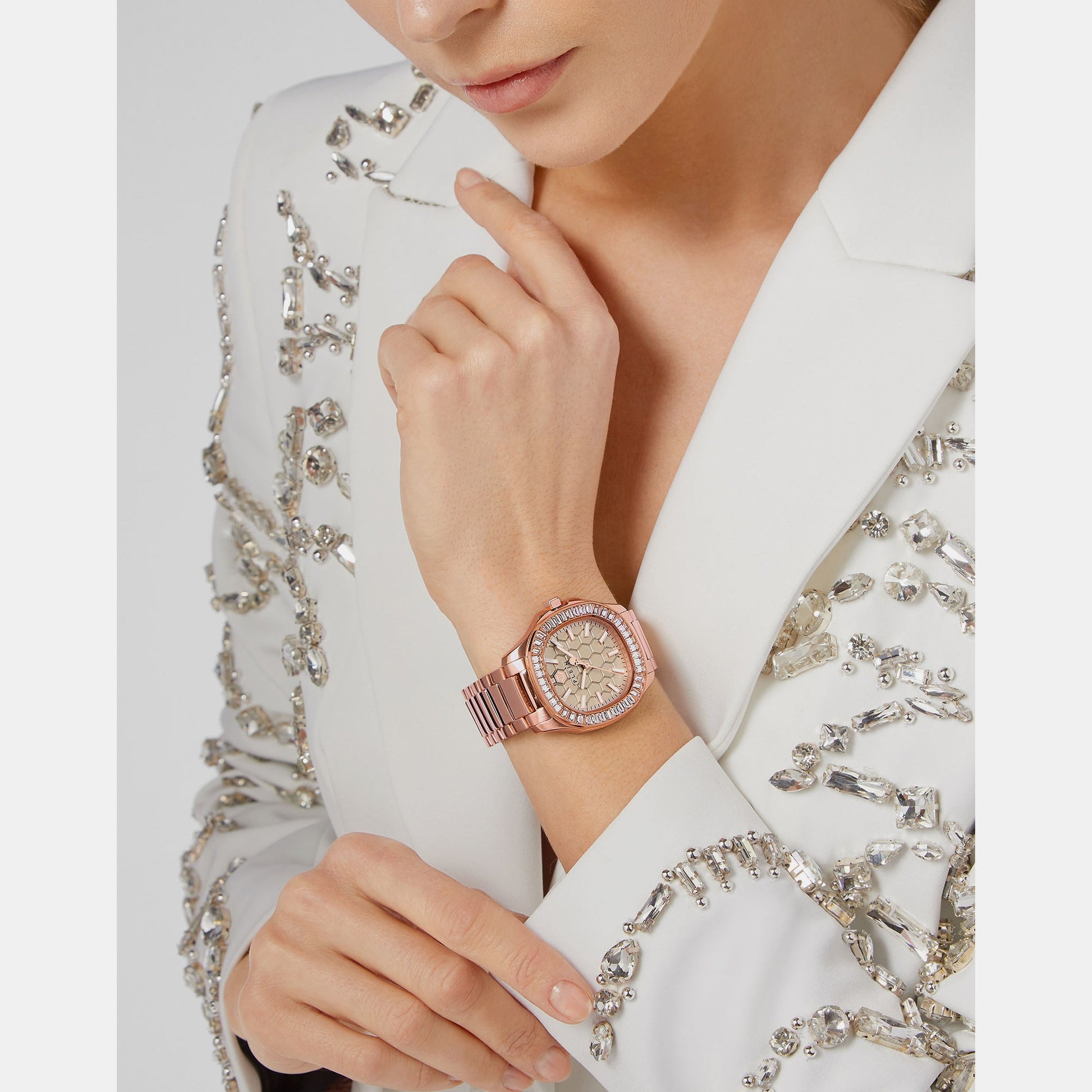 High-Iconic Women Quartz Beige Dial Analog Stainless Steel Watch PWTAA0723