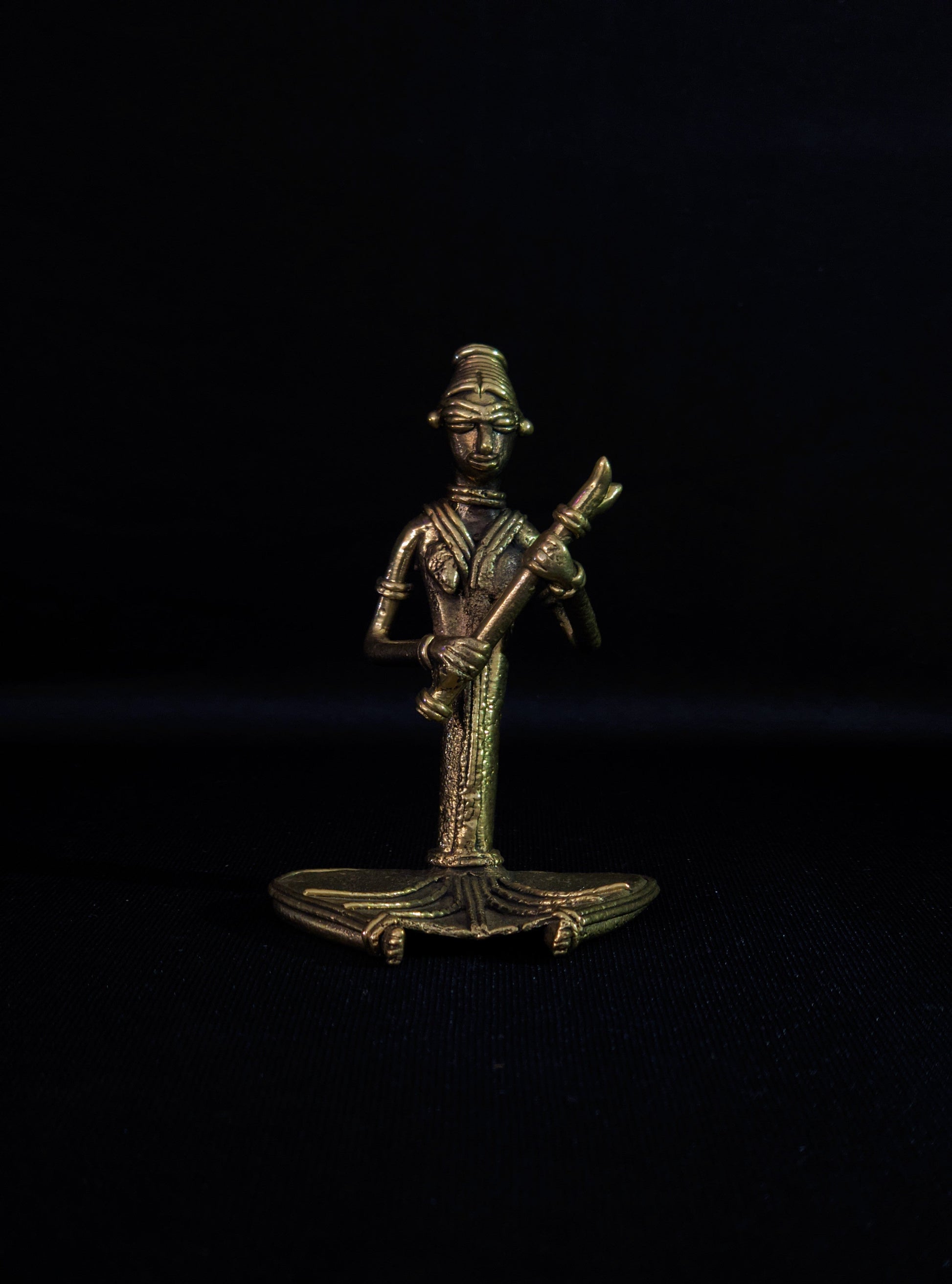 Dhokra -Siting Musician with Flute