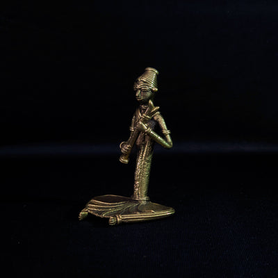 Dhokra -Siting Musician with Flute