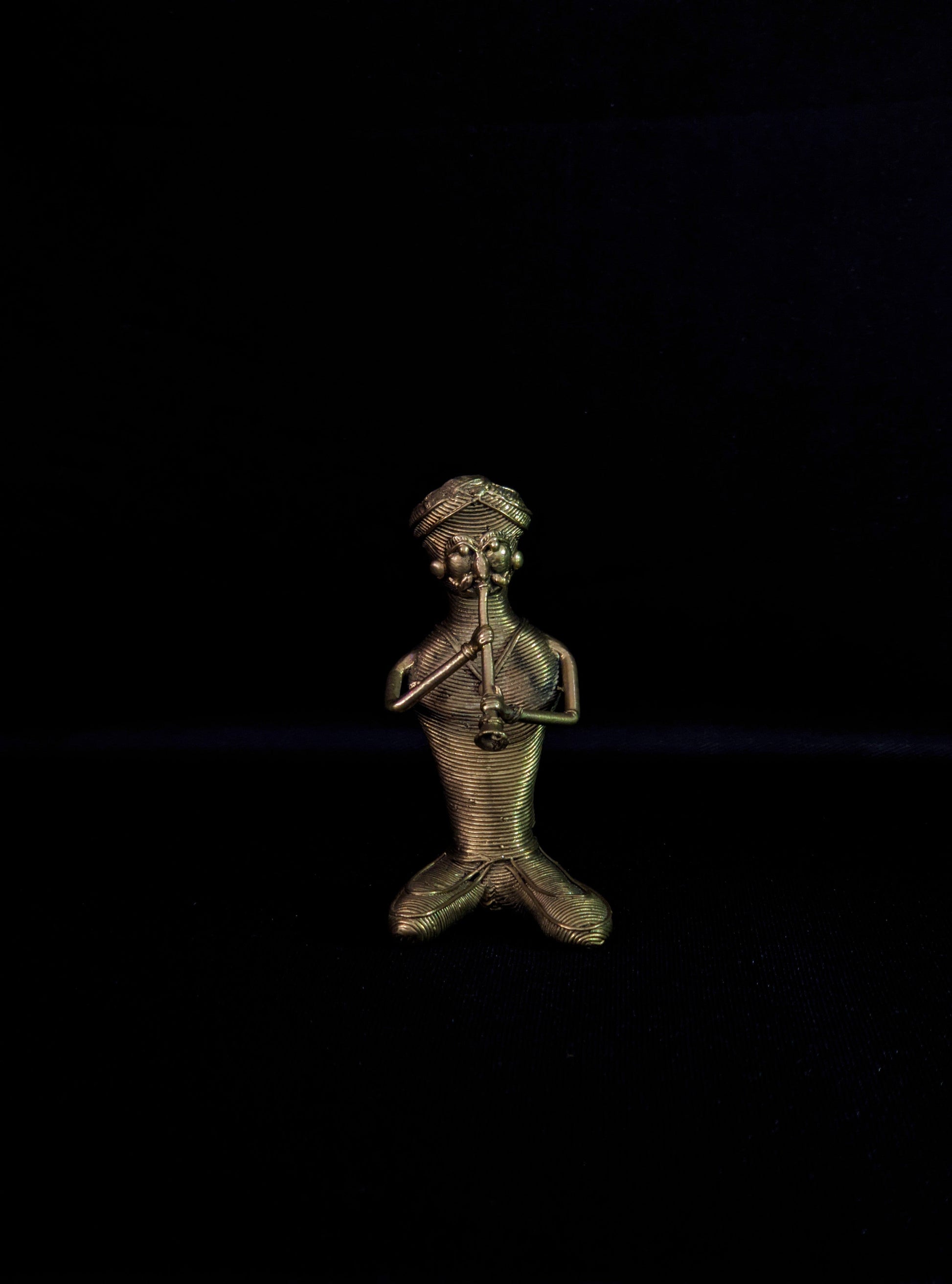 Handmade Dhokra - Siting Musician with Clarinet