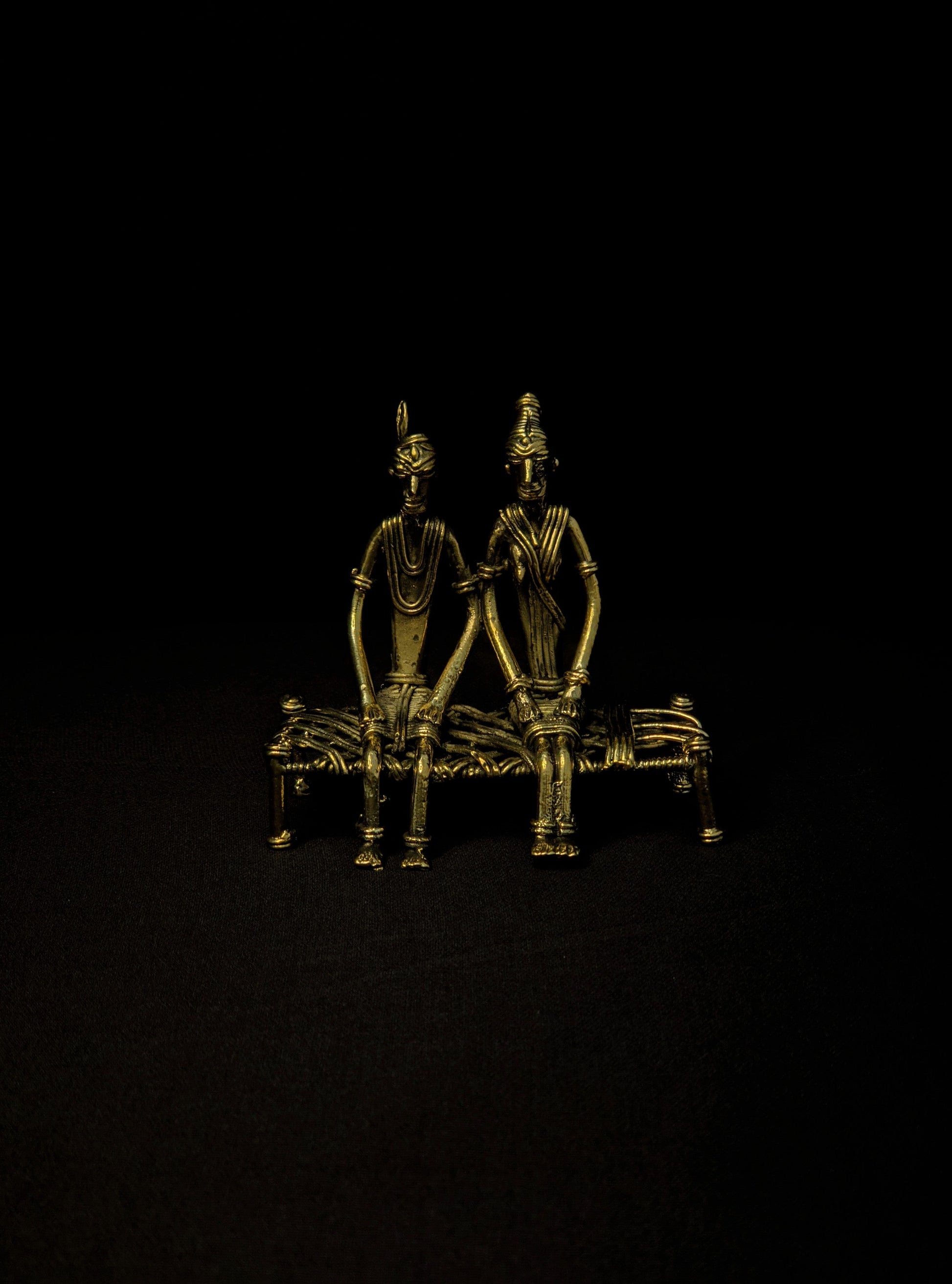 Handmade Dhokra Tribal Couple Sitting on Bed