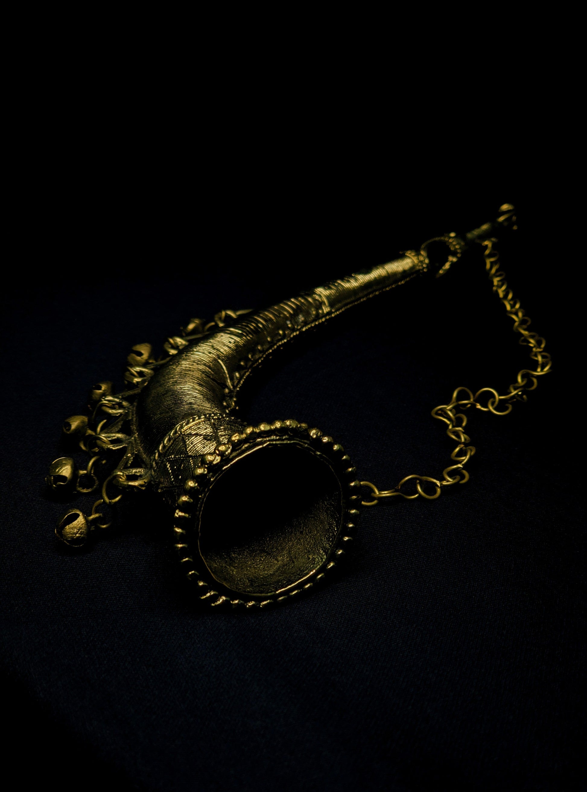 Handmade Brown Dhokra - Royal Ch-Turi for Decorative