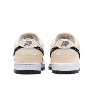 Nike SB Dunk Low Albino & Preto