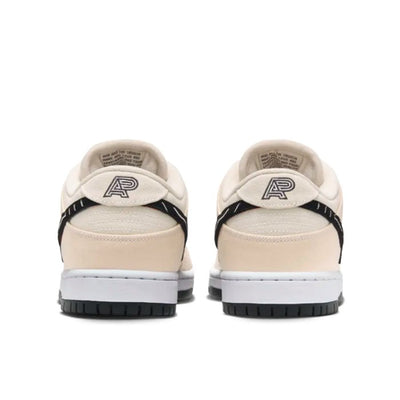 Nike SB Dunk Low Albino & Preto