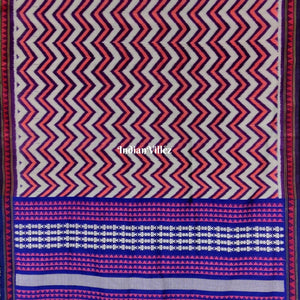 Wave Design with Unique Border and Pallu Dongria Silk Saree