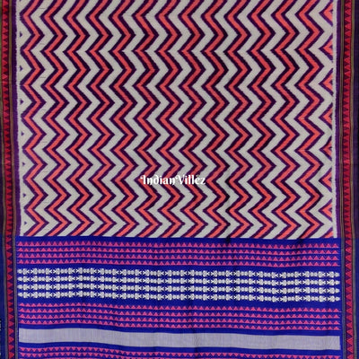 Wave Design with Unique Border and Pallu Dongria Silk Saree