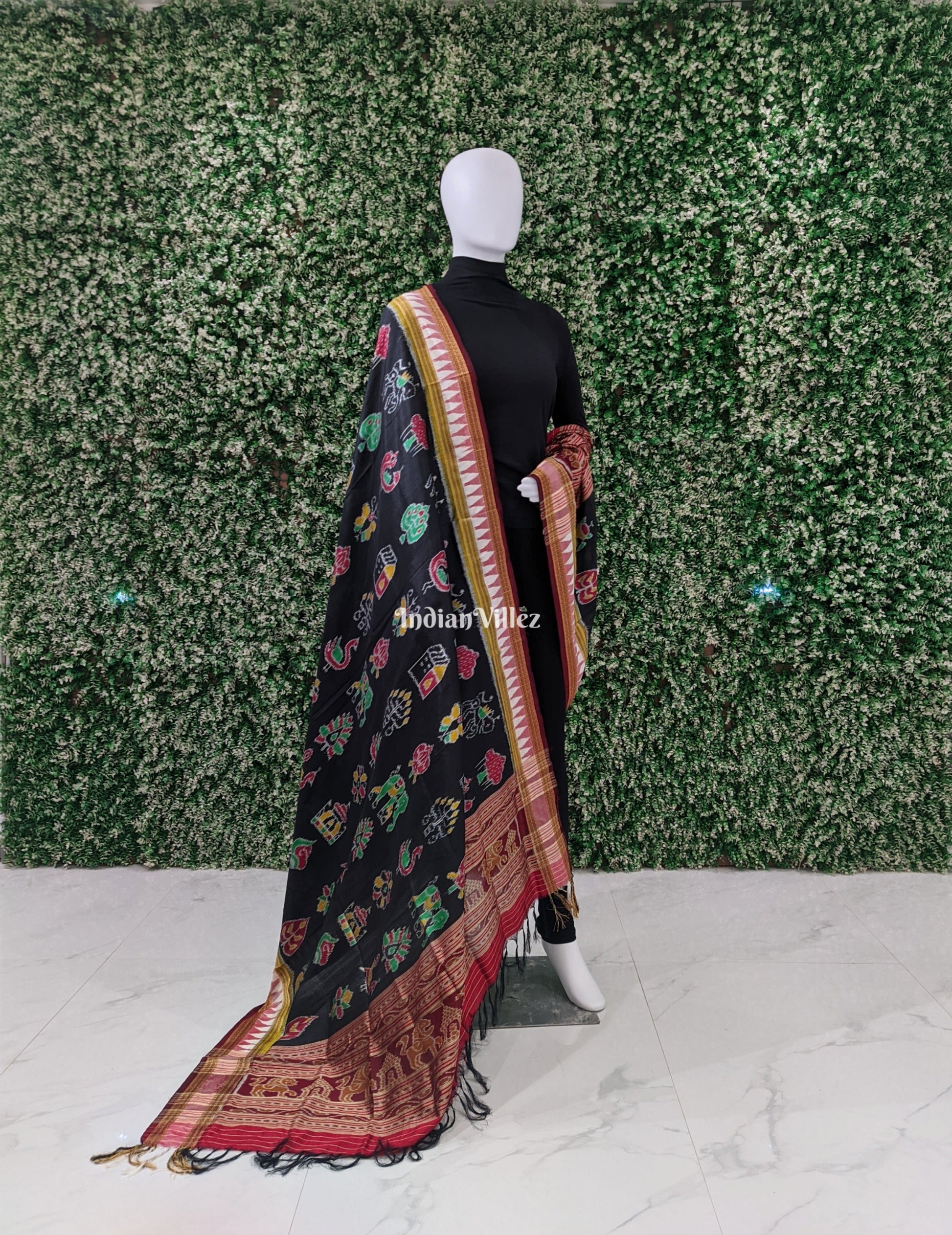 Black Nabakothi Nabarangi Odisha Handloom Silk Dupatta
