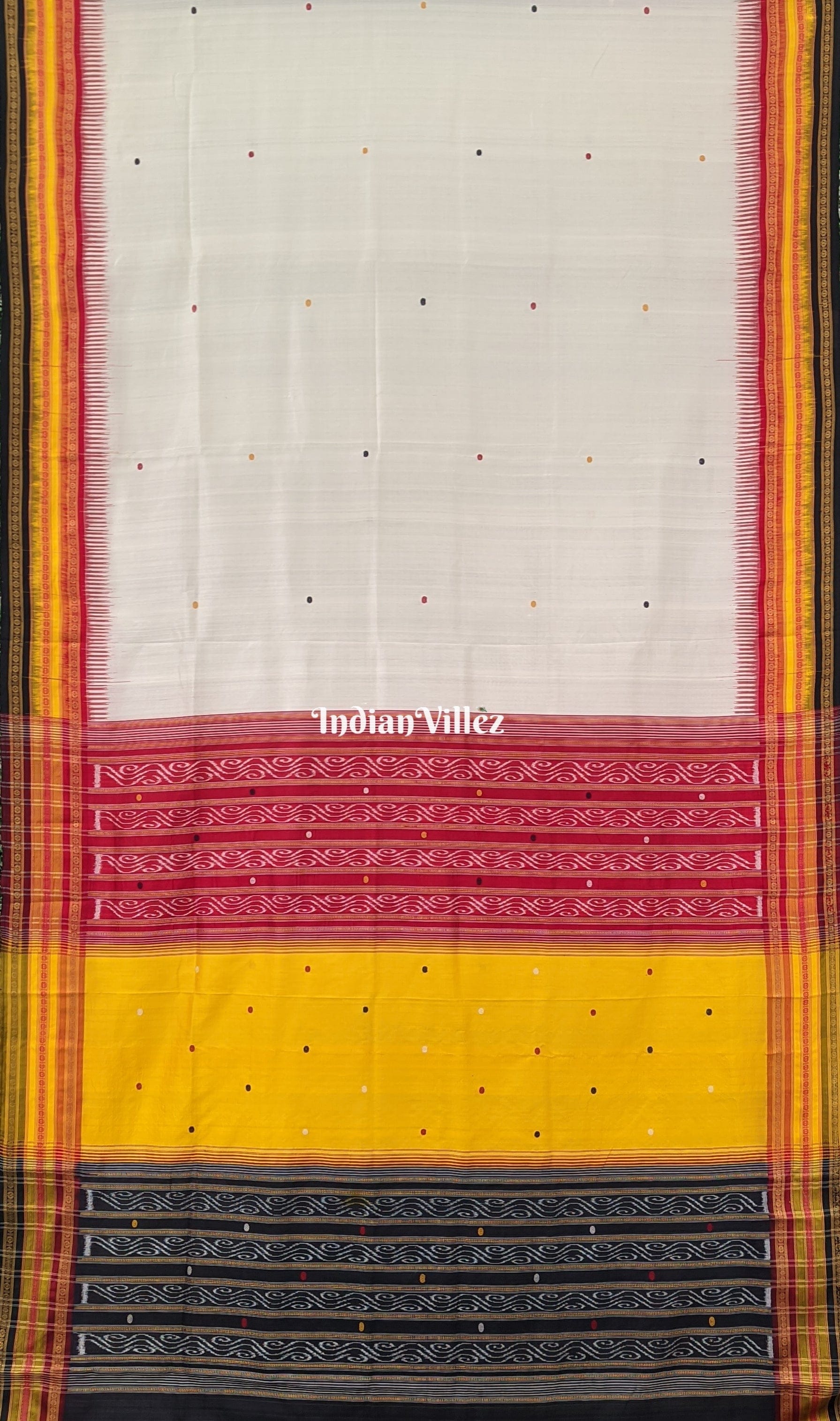 White Kathiphera Ikat Odisha Handloom Khandua Silk Saree