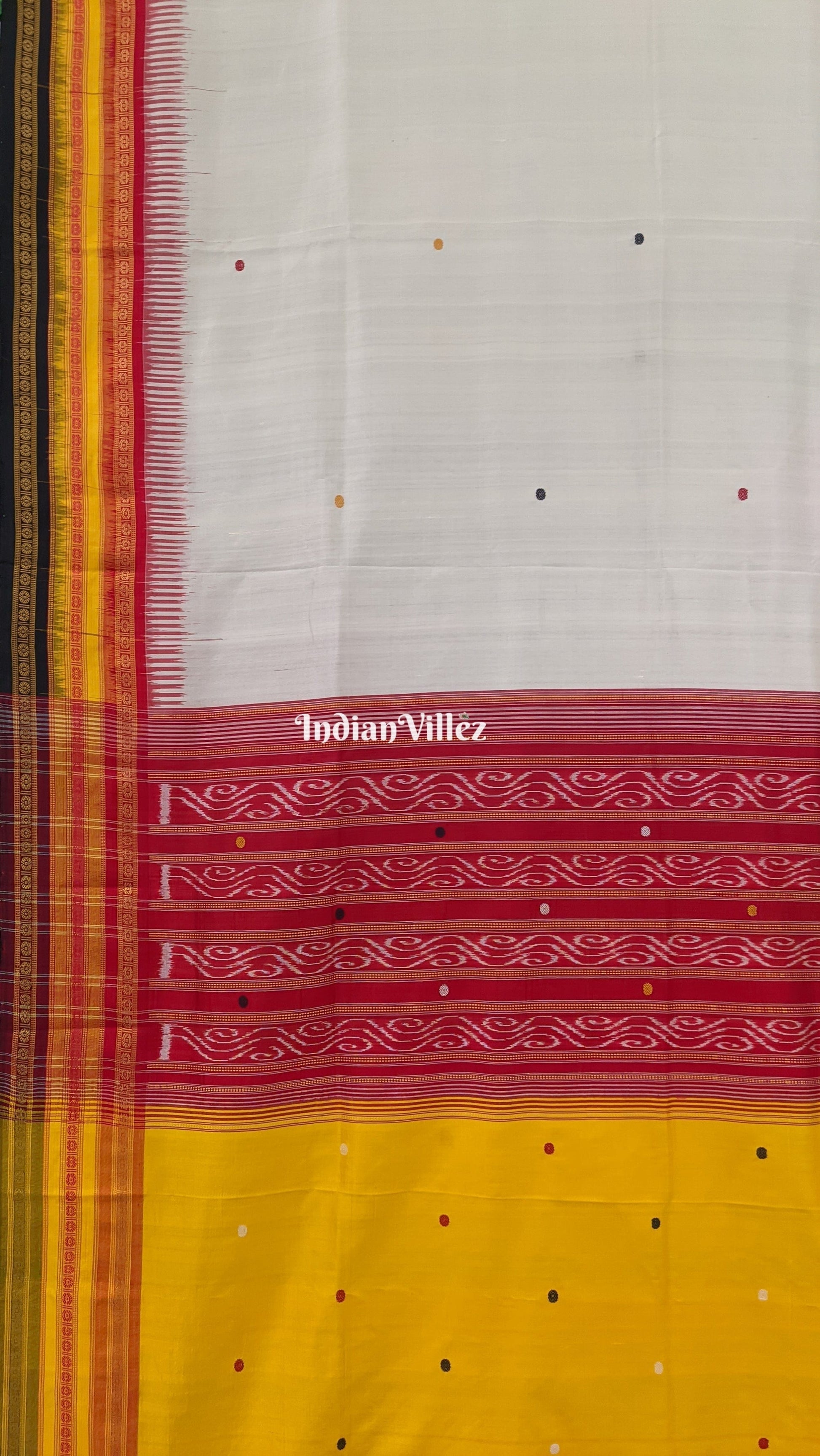 White Kathiphera Ikat Odisha Handloom Khandua Silk Saree