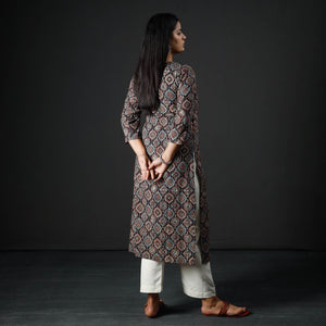 Black - Ajrakh Block Printed Cotton Pintuck Straight Kurta 06