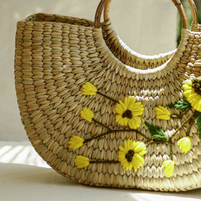 Beige - Handcrafted Natural Water Reed Embroidered Hand Bag
