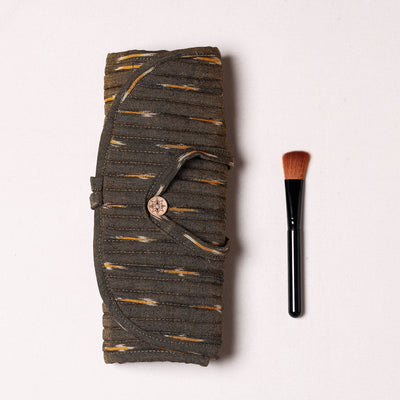 Brown - Ikat Fabric Multipurpose Segmented Make-up Brush Wrap Pouch/Case