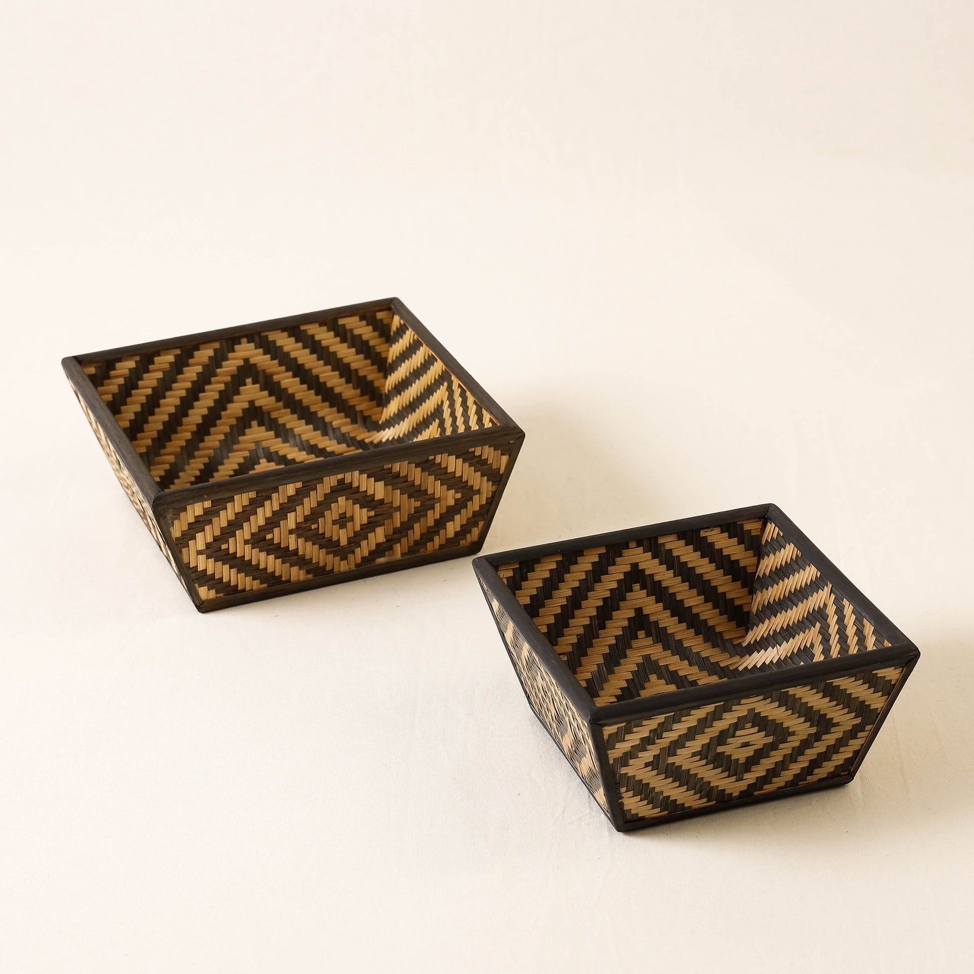 brown - Kadam Haat Handmade Bamboo Fruit Basket (Black - Set of 2)