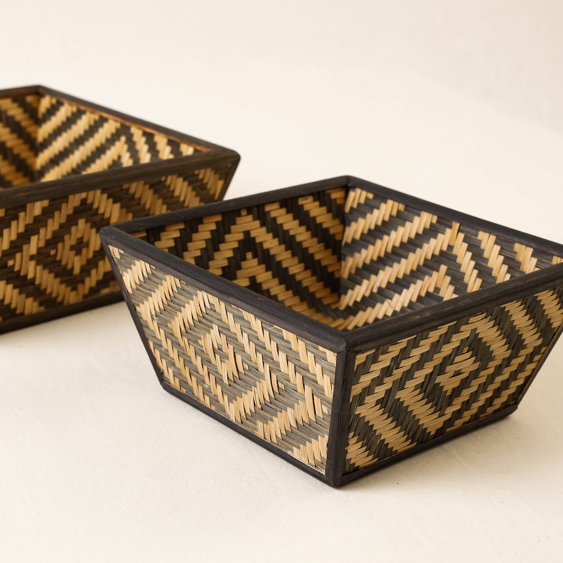 brown - Kadam Haat Handmade Bamboo Fruit Basket (Black - Set of 2)