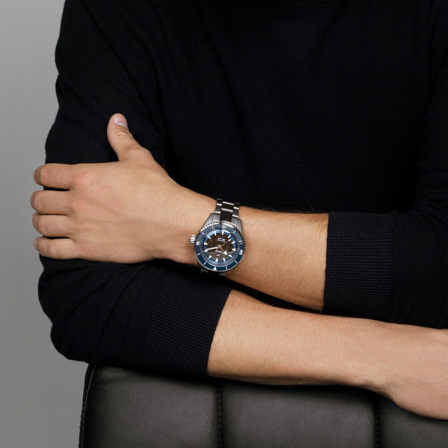Captain Cook Men Automatic Blue Dial Analog Ceramic Watch R32128202