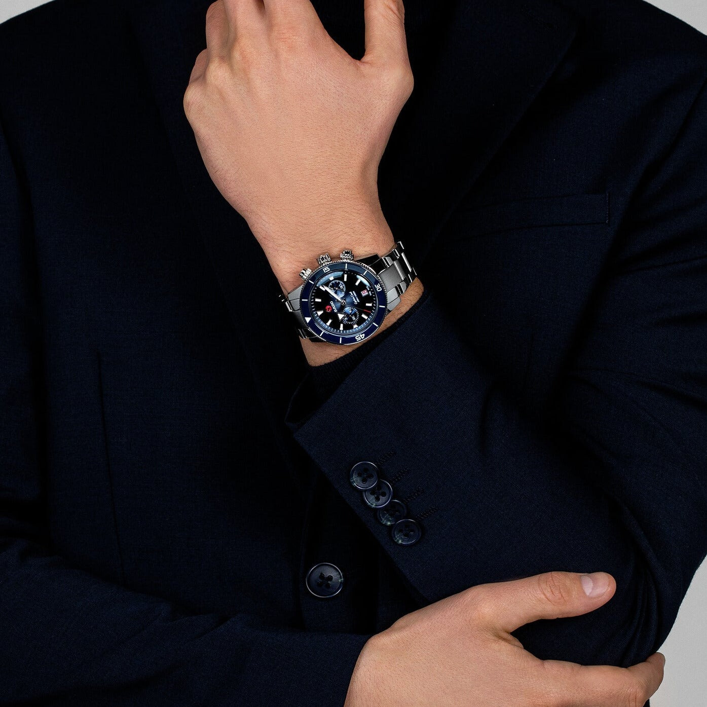 Captain Cook Men Automatic Blue Dial Analog Stainless Steel Watch R32145208
