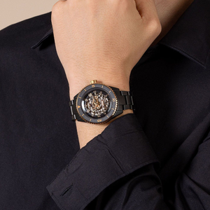 Captain Cook Men Automatic Black Dial Analog Titanium Watch R32192152