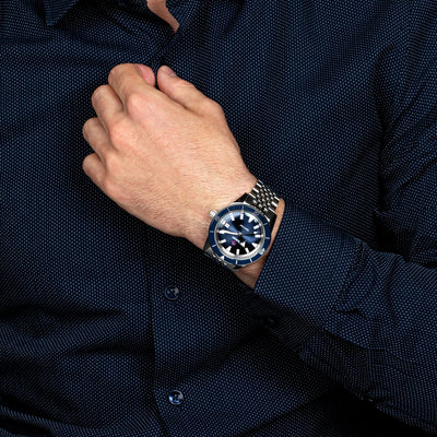 Captain Cook Men Automatic Blue Dial Analog Stainless Steel Watch R32505203