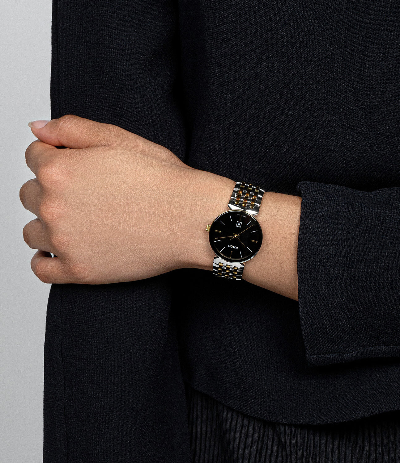 Florence Women Quartz Black Dial Analog Stainless Steel Watch R48913153