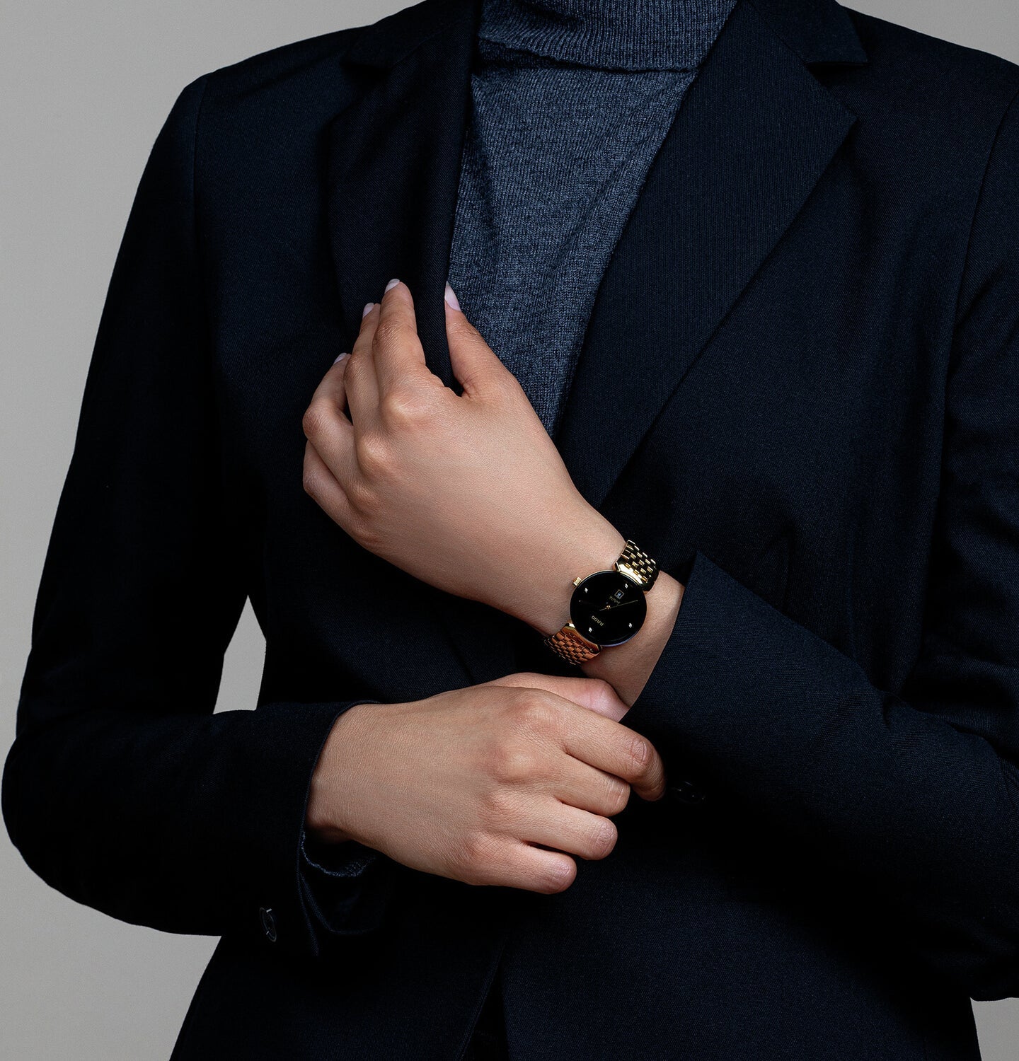 Florence Women Quartz Black Dial Analog Stainless Steel Watch R48915703