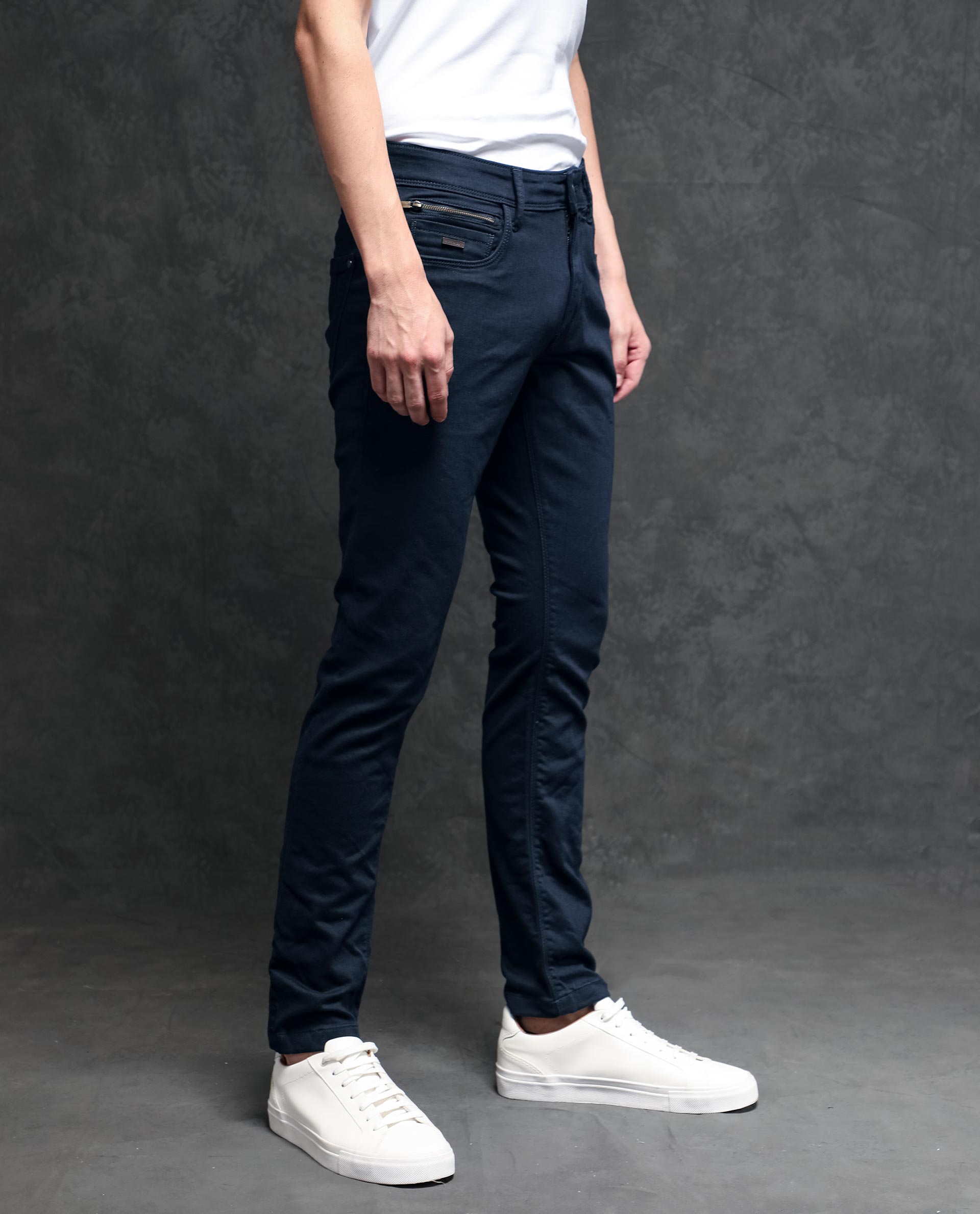 Rare Rabbit Men's Radley Navy Mid Wash Mid-Rise Regular Fit Jeans