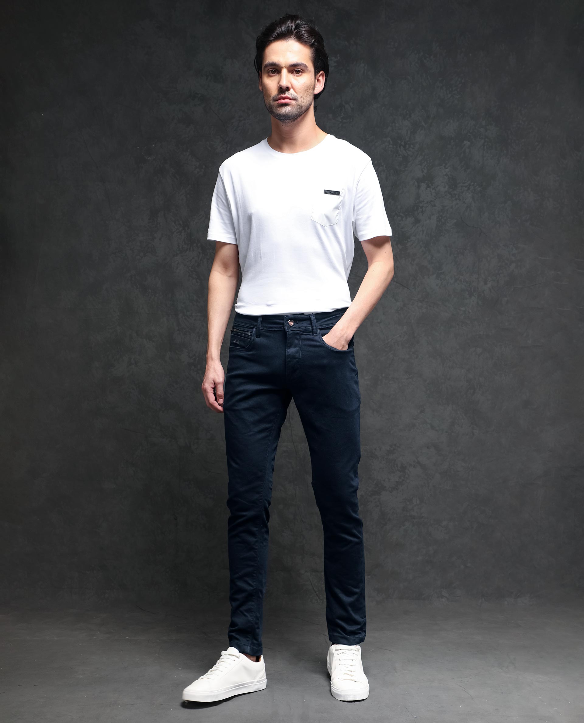 Rare Rabbit Men's Radley Navy Mid Wash Mid-Rise Regular Fit Jeans