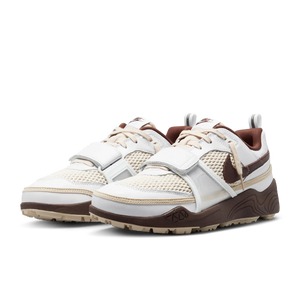 Nike  Zoom Field  Jaxx  X Travis  Scott 'Light  Chocolate