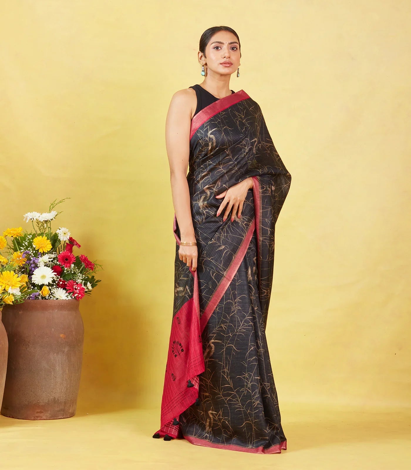 Black Handloom Tussar Silk Saree Printed With Birds Motifs