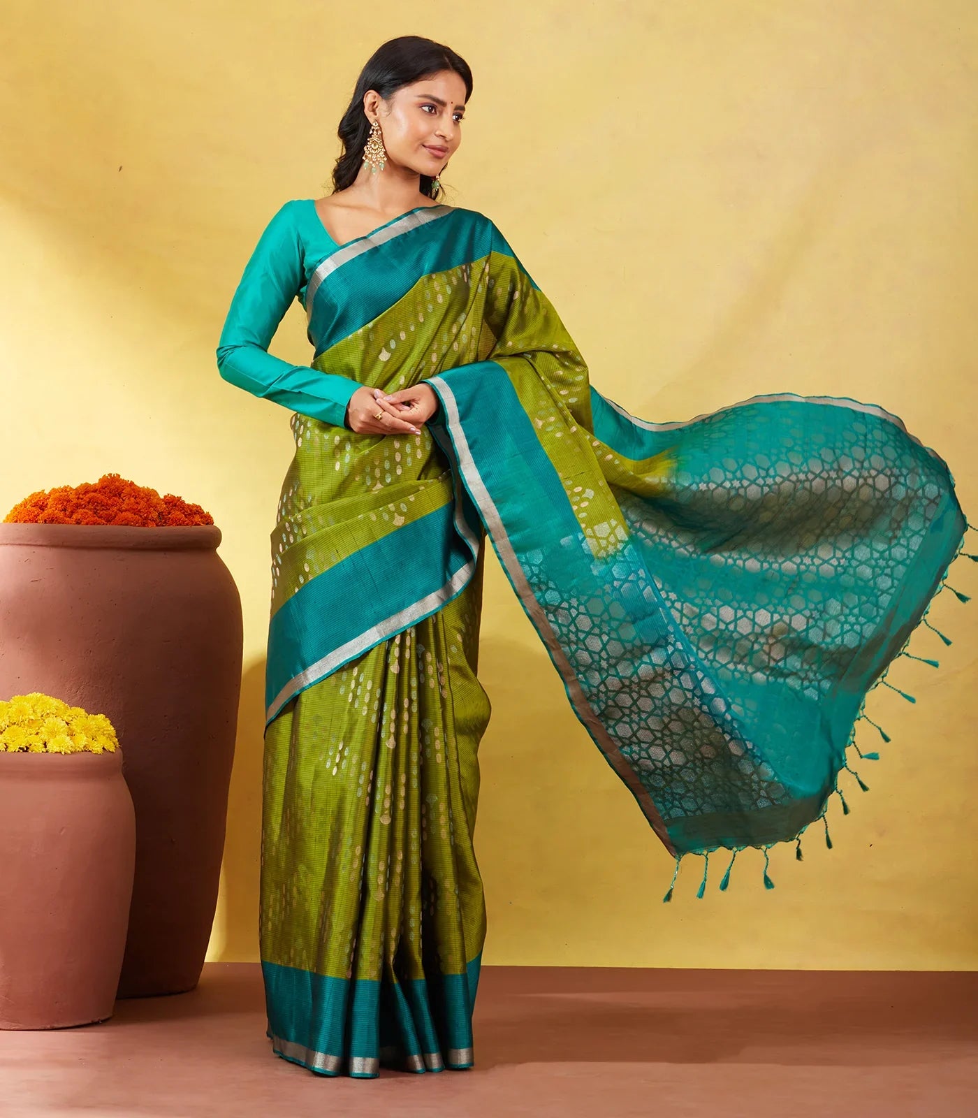 Leafy Green Soft Silk Saree With Floral Zari Motifs