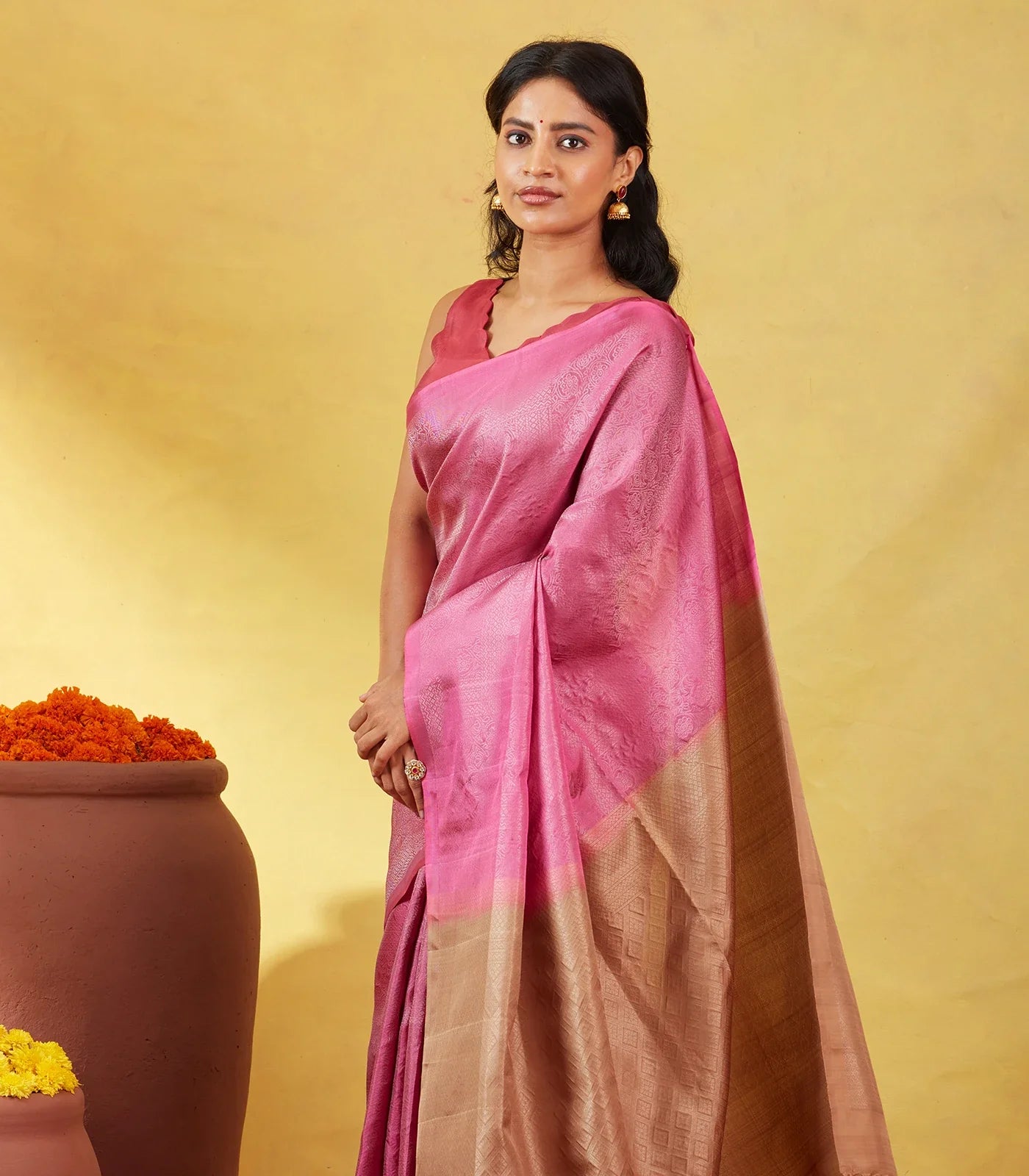 Dusty Pink Soft Silk Saree With Floral Zari Motifs & Contrast Pallu