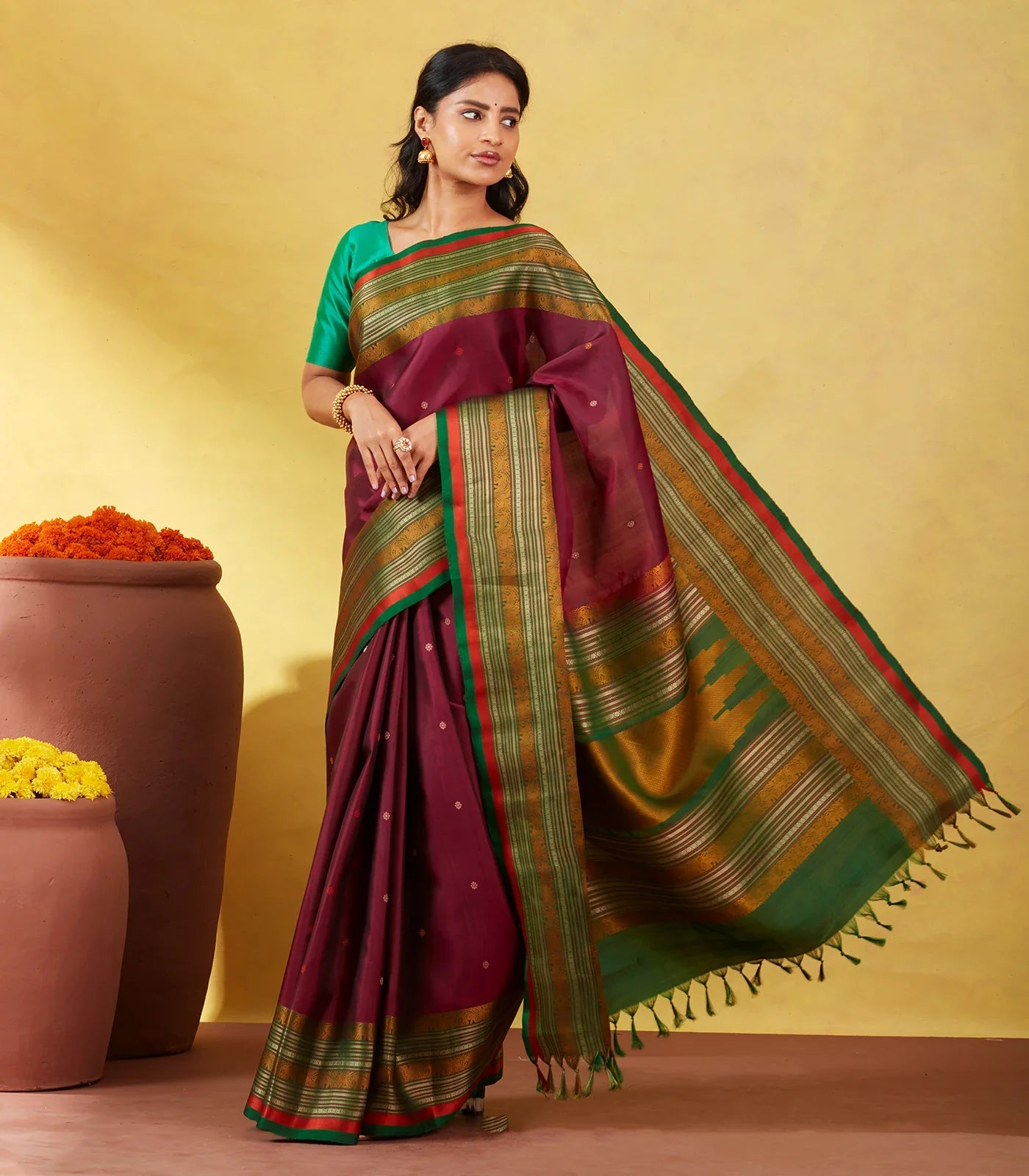 Maroon Kanchipuram Silk Saree With Silk Thread Buttas