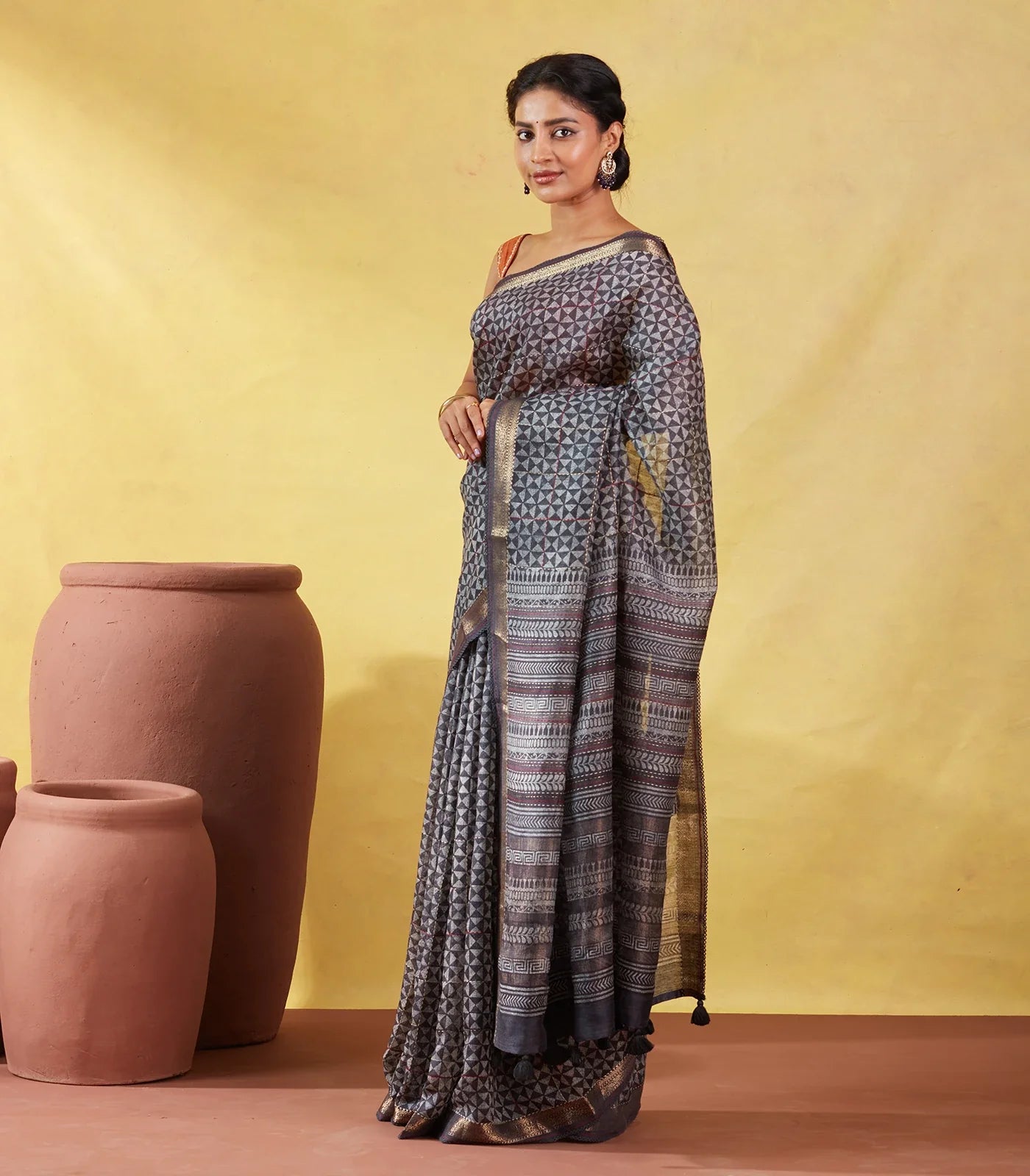Dark Grey Handloom Tussar Silk Saree Printed With Triangle Motifs
