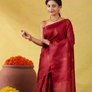 Maroon Handloom Soft Silk Saree With Floral Zari Buttas