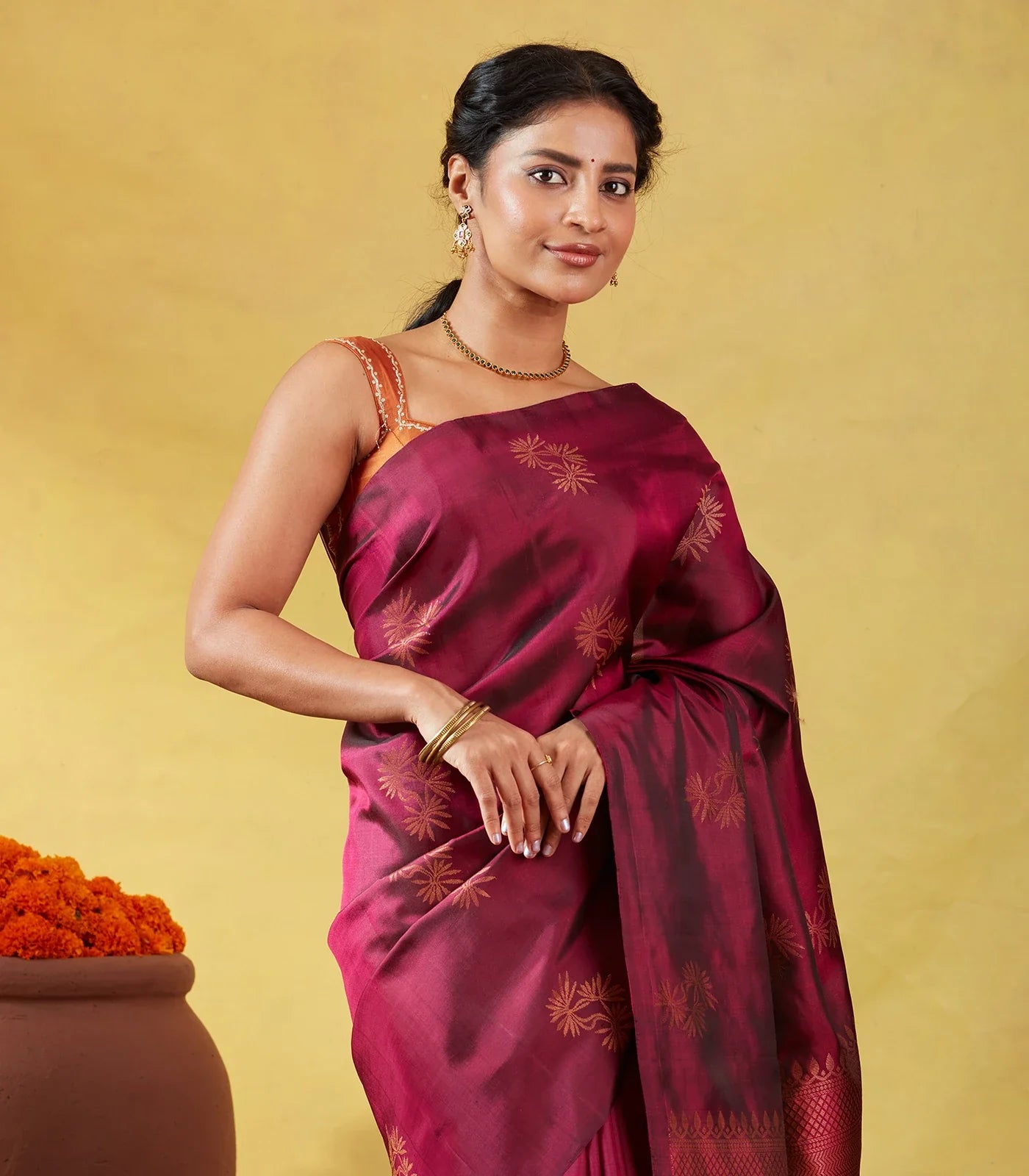 Maroon Soft Silk Saree With Floral Zari Buttas