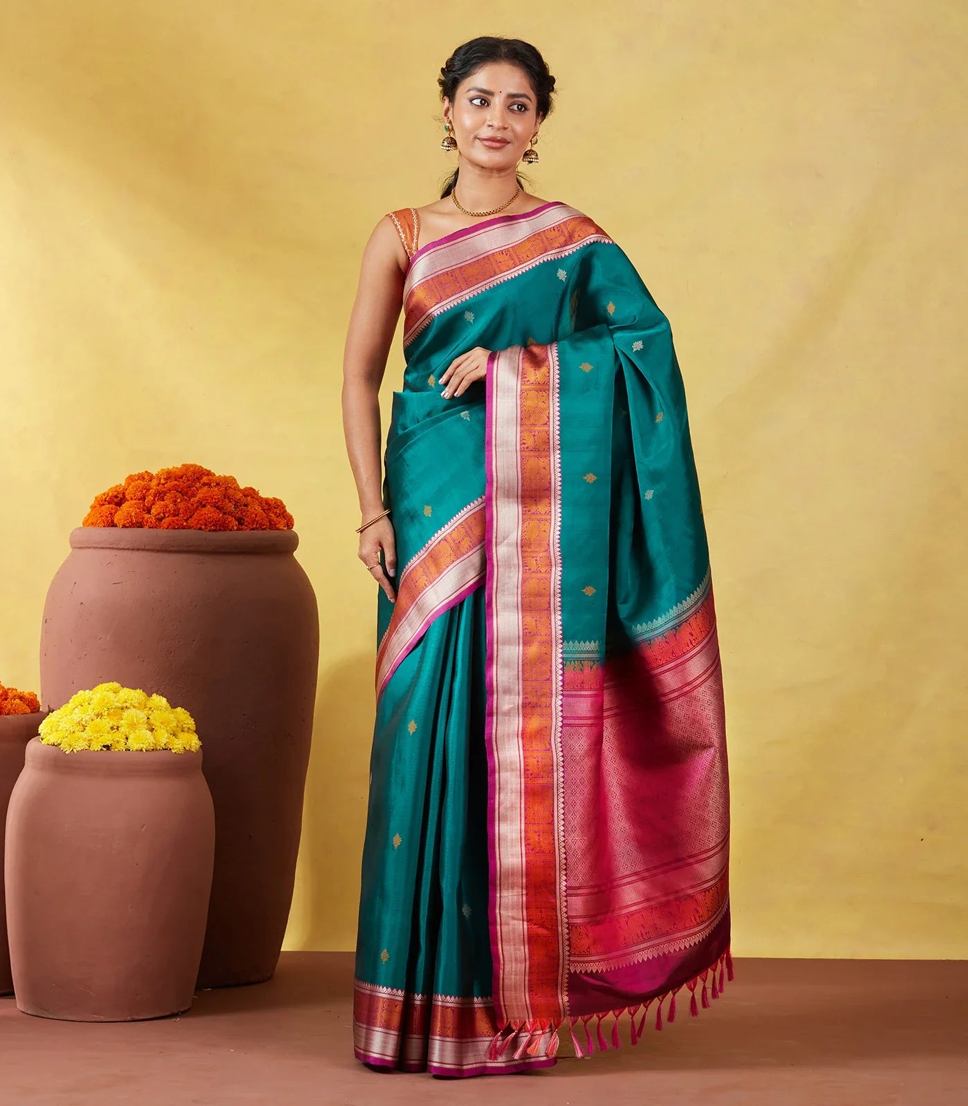 Teal Kanchipuram Silk Saree With Silk Thread Buttas