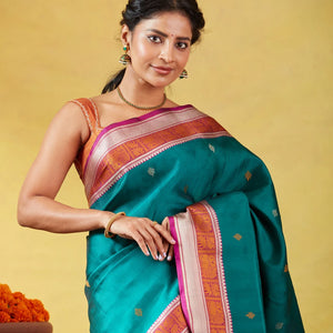 Teal Kanchipuram Silk Saree With Silk Thread Buttas