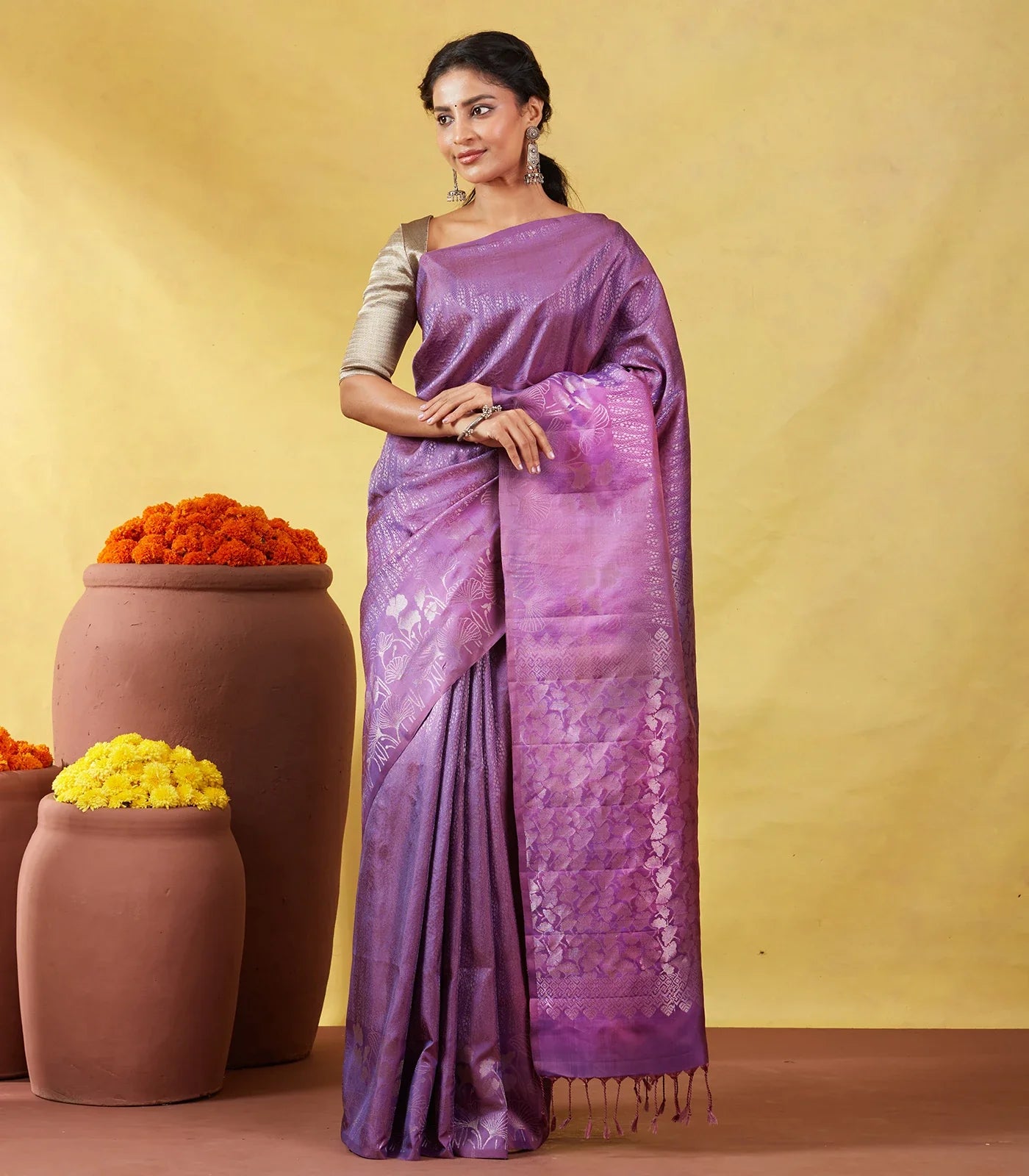 Lilac Soft Silk Saree With Floral Zari Motifs