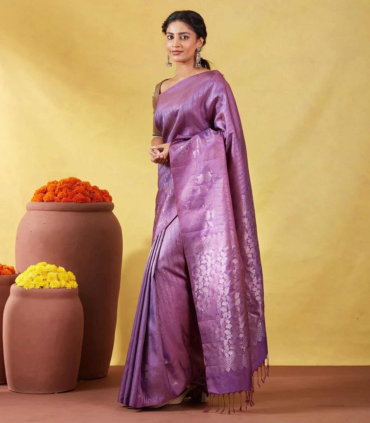 Lilac Soft Silk Saree With Floral Zari Motifs