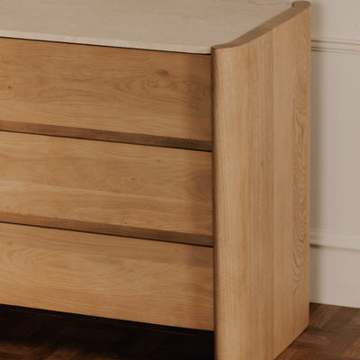 Lindahl Dresser