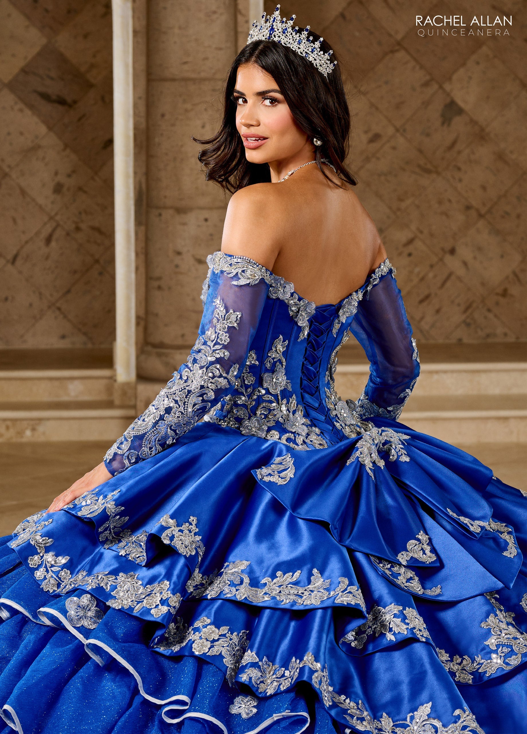 RQ5012-Royal-Silver-542.jpg?v=1731588050&width=1946 RQ5012-Royal-Silver-542.jpg?v=1731588050&width=1946