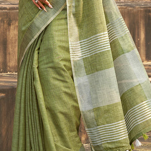 Fancifull Green Cotton Silk Saree With Majestic Blouse Piece