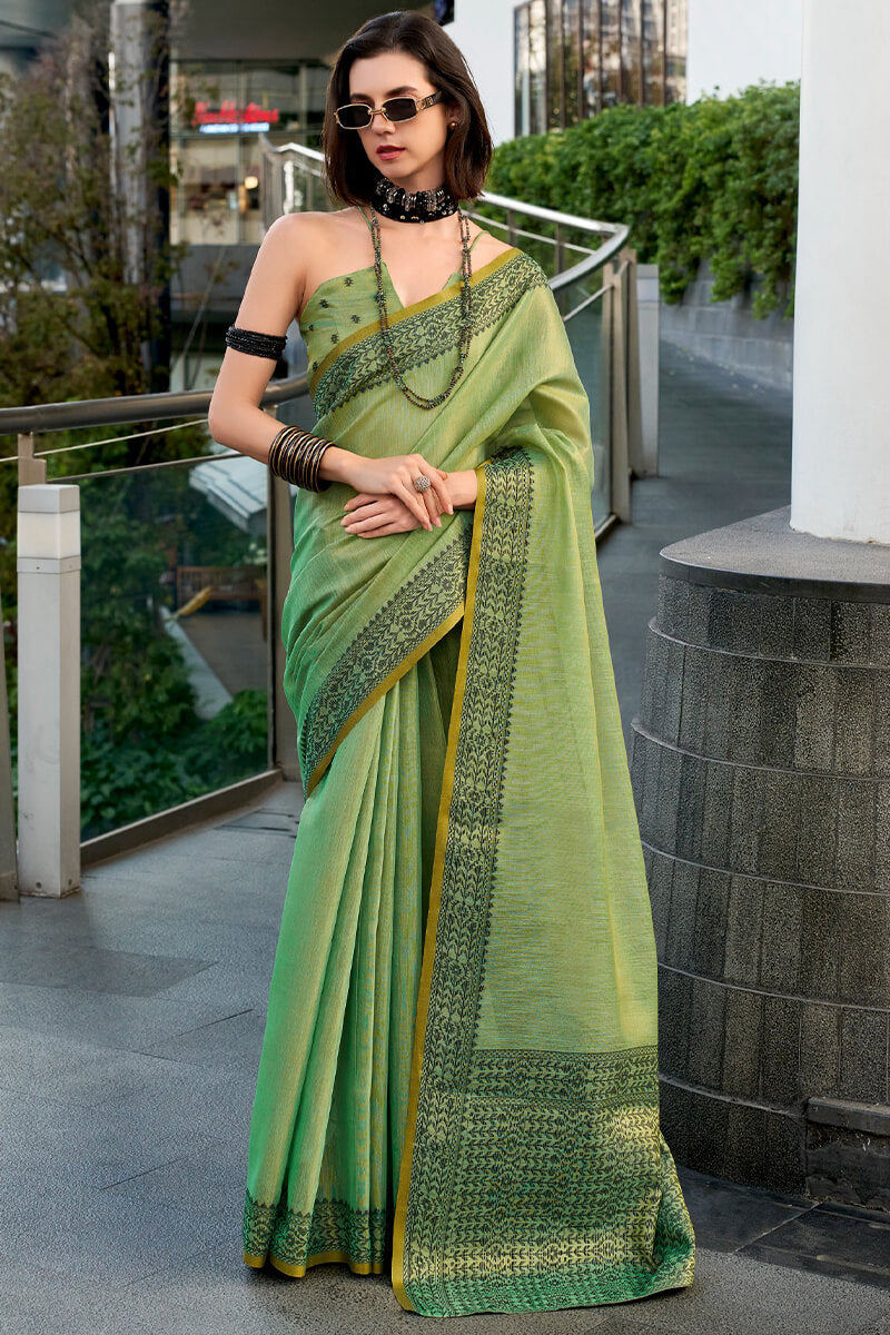 Impressive Green Cotton Silk Saree With Glorious Blouse Piece