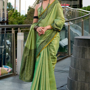 Impressive Green Cotton Silk Saree With Glorious Blouse Piece