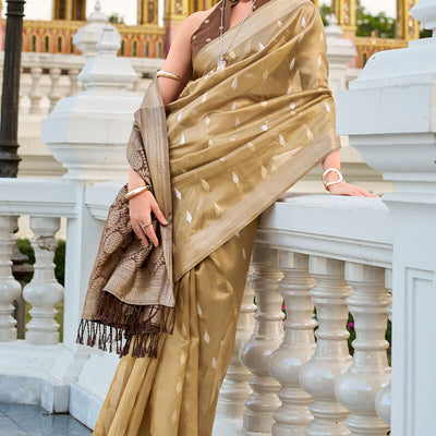 Gorgeous Golden Soft Banarasi Silk Saree With Jubilant Blouse Piece