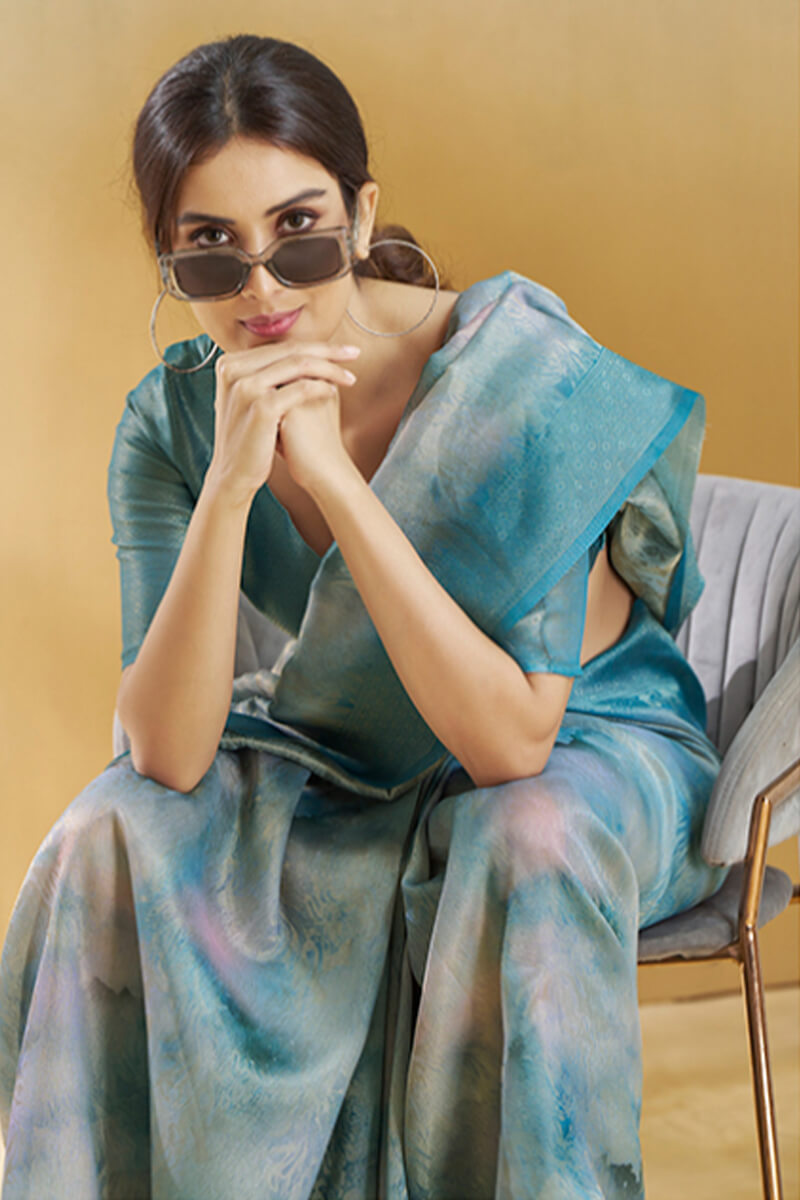 Dissemble Blue Digital Printed Soft Silk Saree With Serendipity Blouse Piece