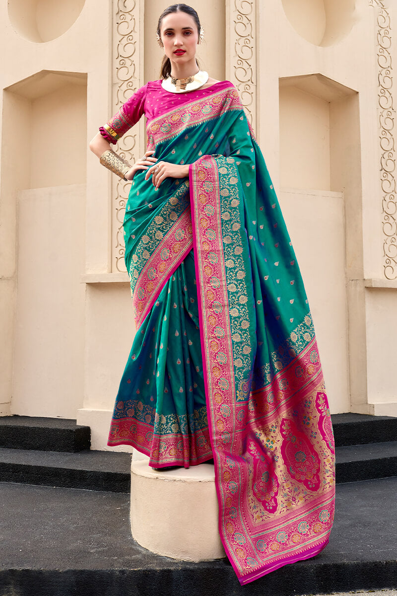 Exemplary Rama Soft Banarasi Silk Saree With Entrancing Blouse Piece